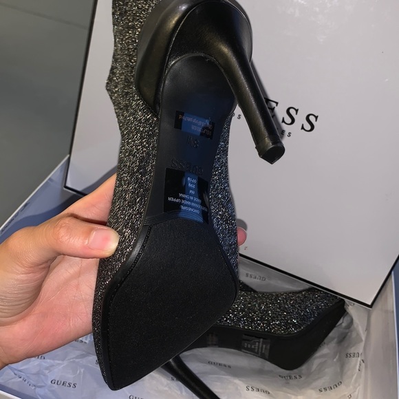 Guess stiletto boot - Picture 3 of 3